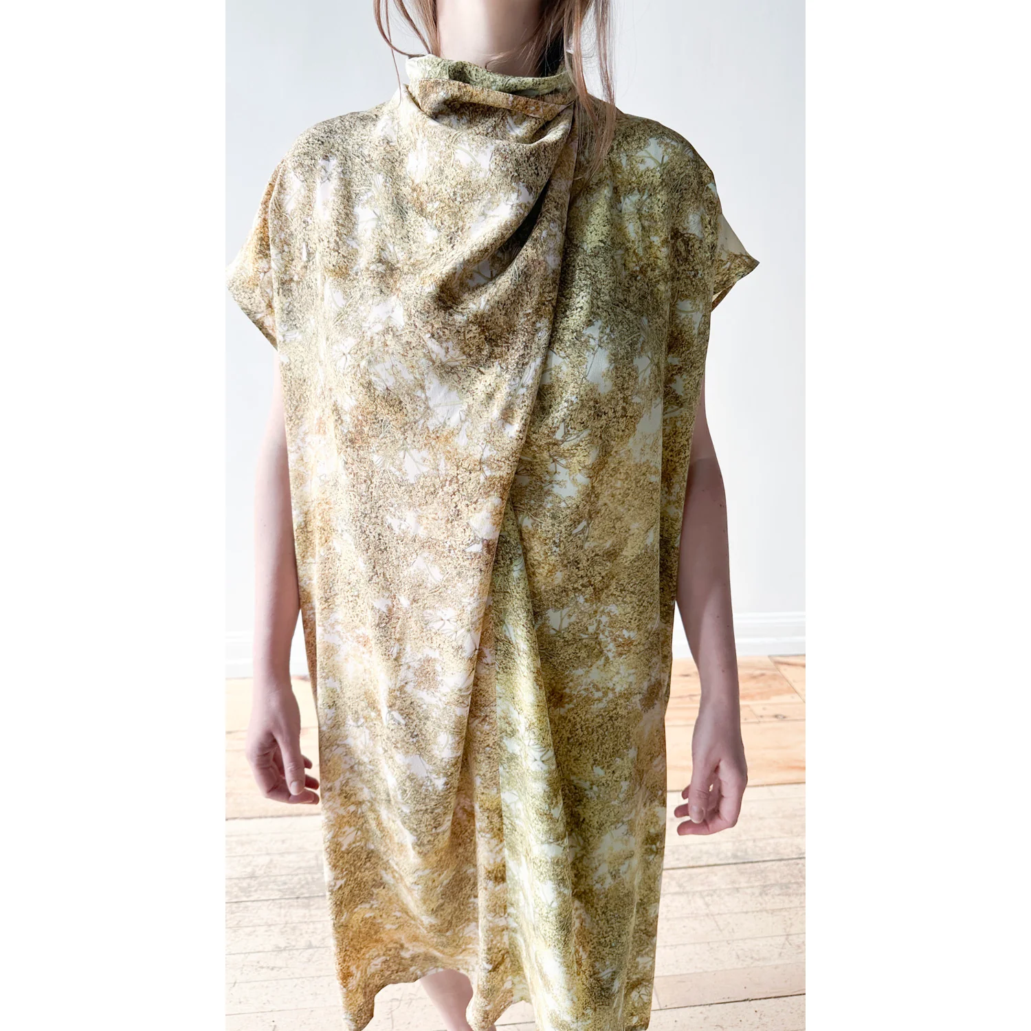 Anntian Peak Silk Dress in Print N - Image 5