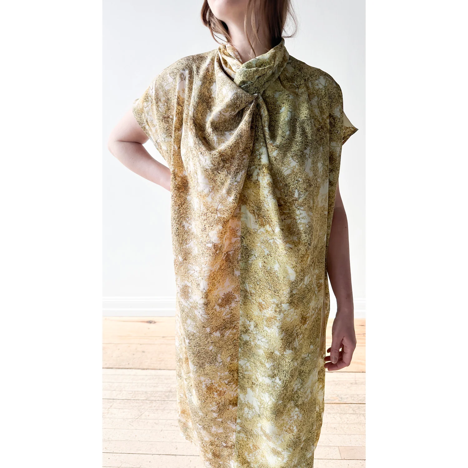 Anntian Peak Silk Dress in Print N - Image 8