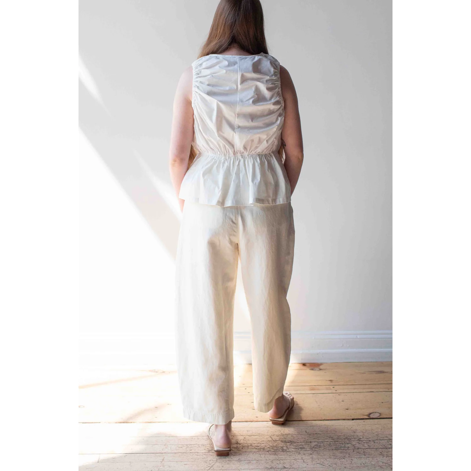 Apiece Apart Bari Cropped Trouser in Cream - Image 10