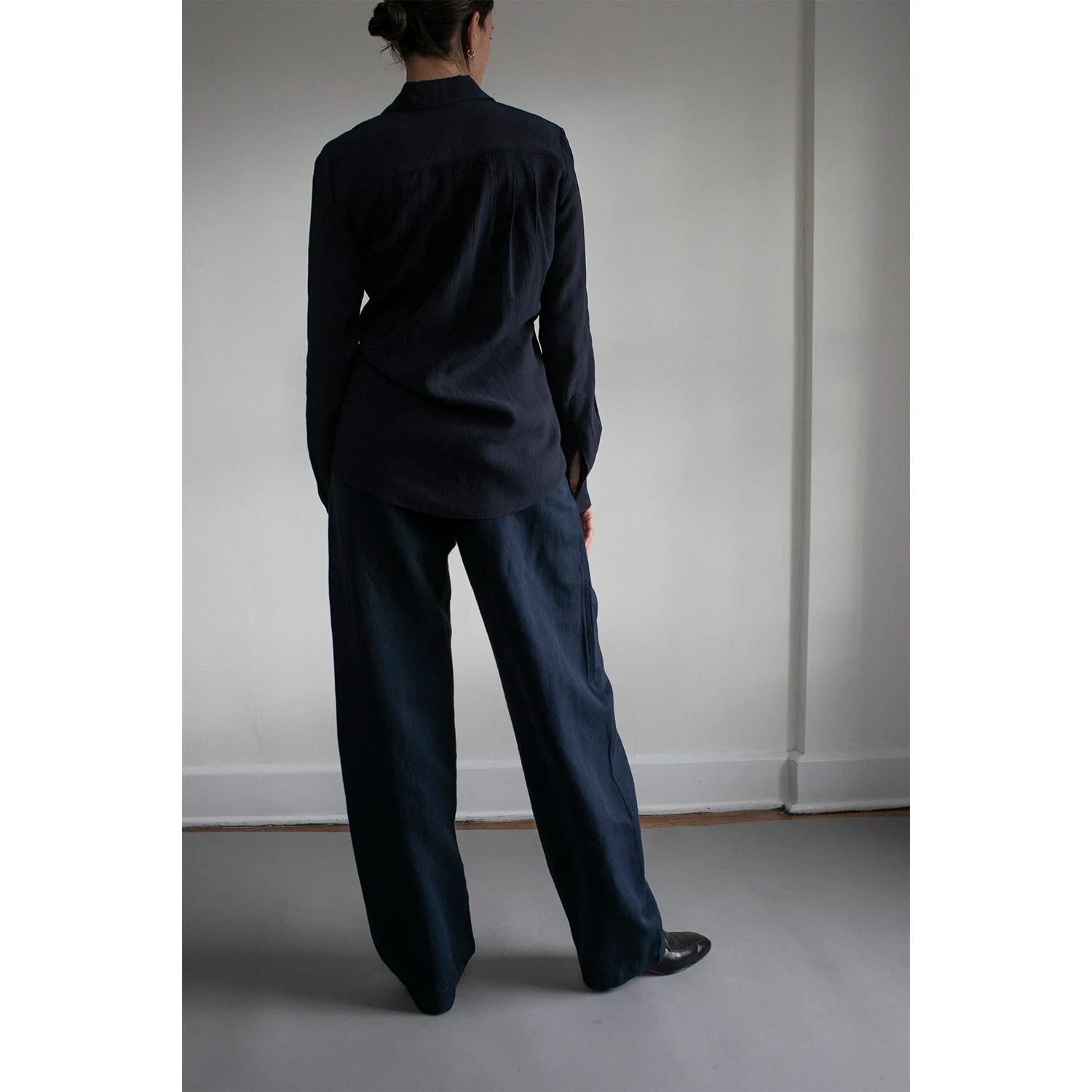 Apiece Apart Mirabelle Trouser in Indigo - Image 7