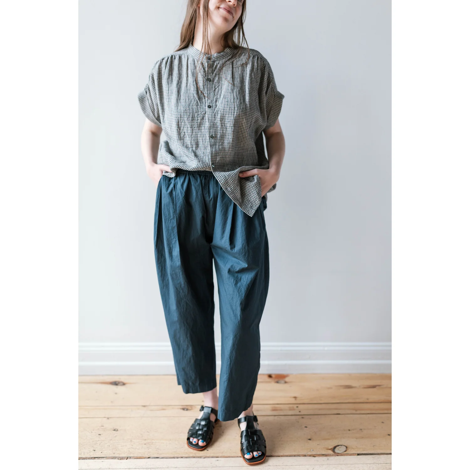Apiece Apart Spa Pleat Pant in Navy - Image 5