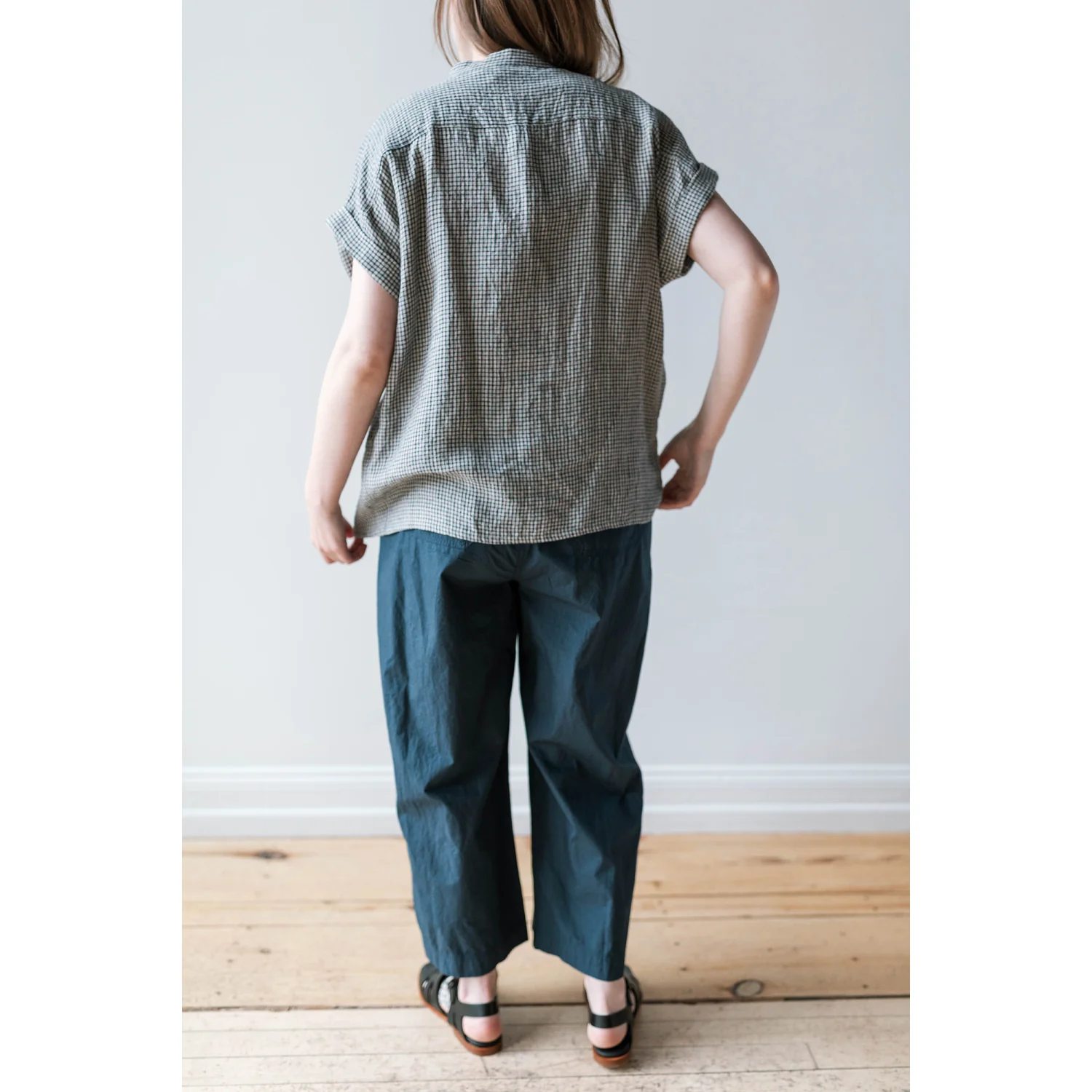 Apiece Apart Spa Pleat Pant in Navy - Image 7