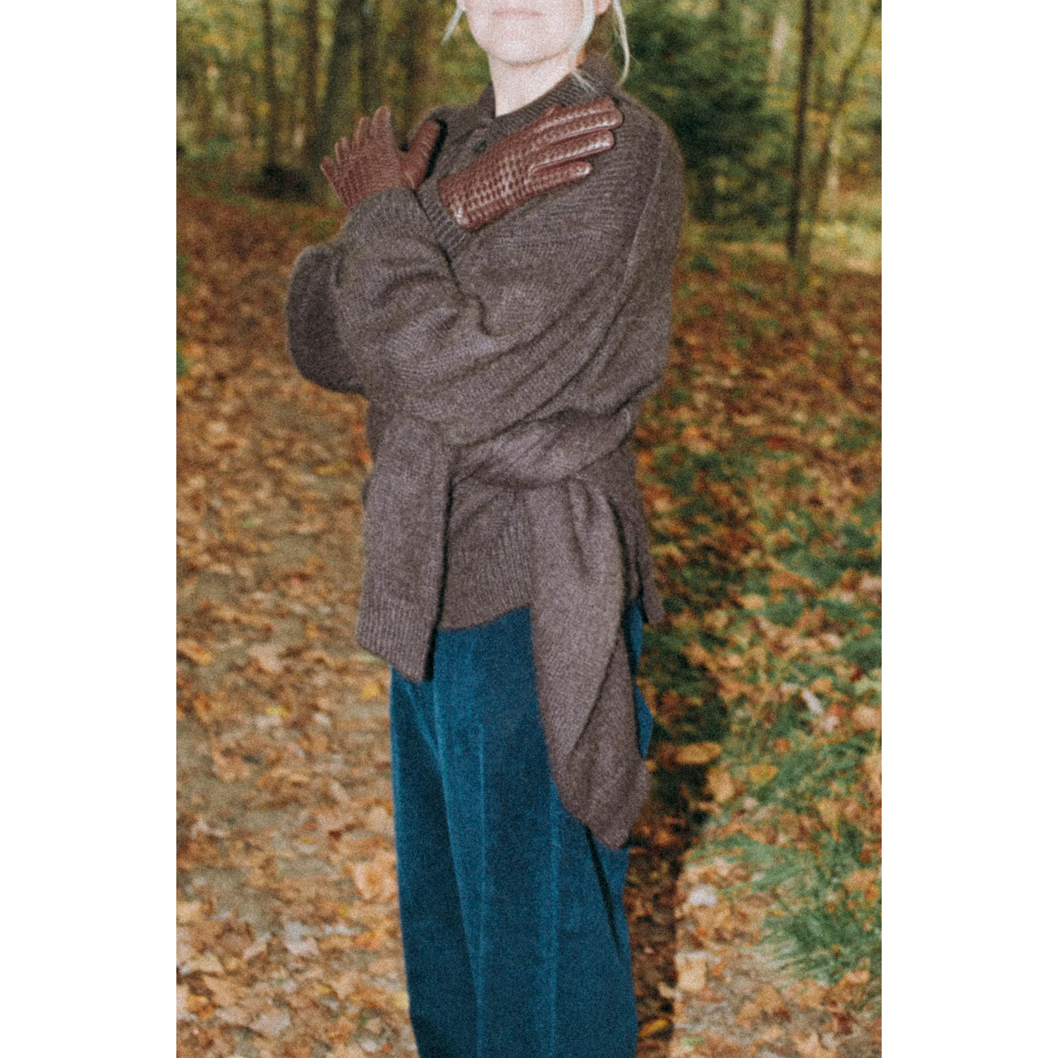 Bembien Emil	Gloves in Brown - Image 7