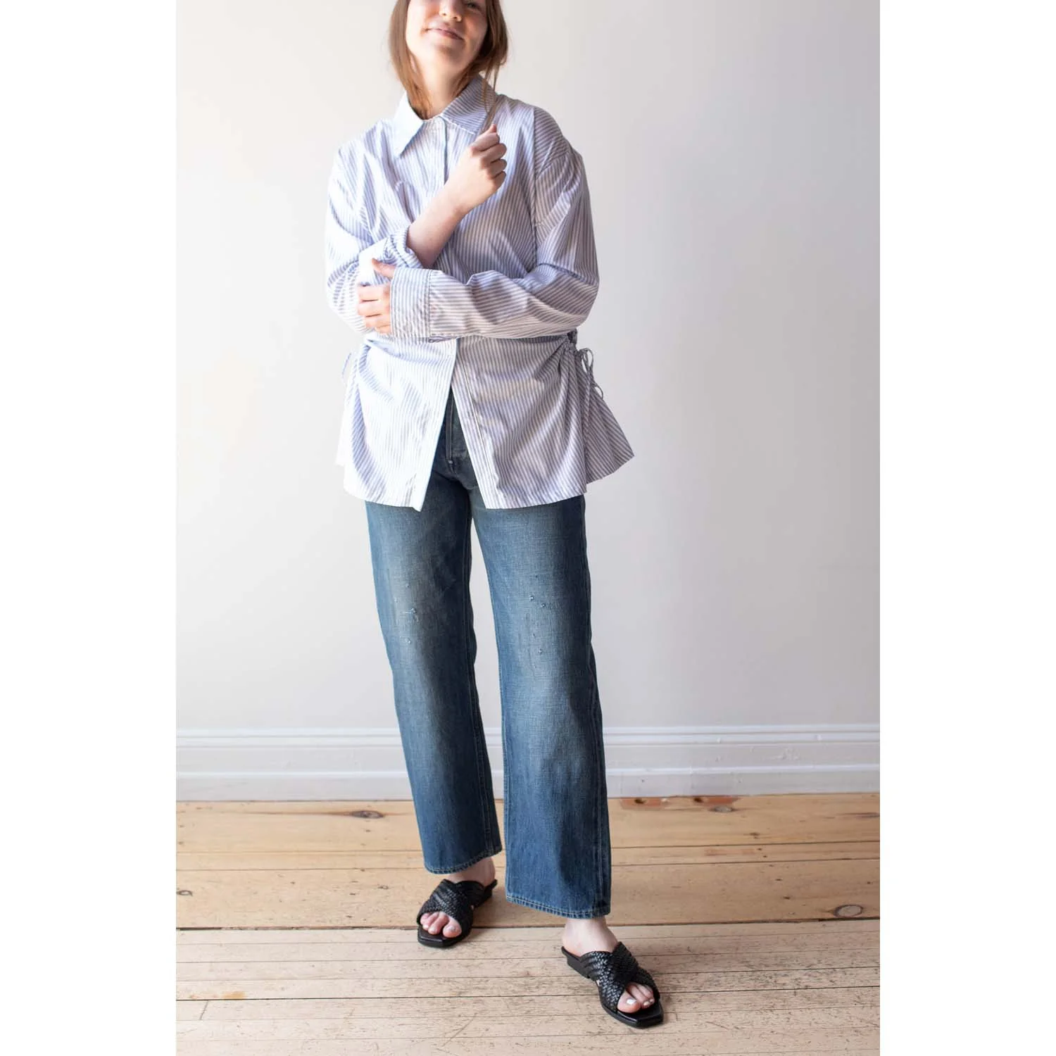 Chimala Narrow Straight Cut in Medium Wash - Image 12