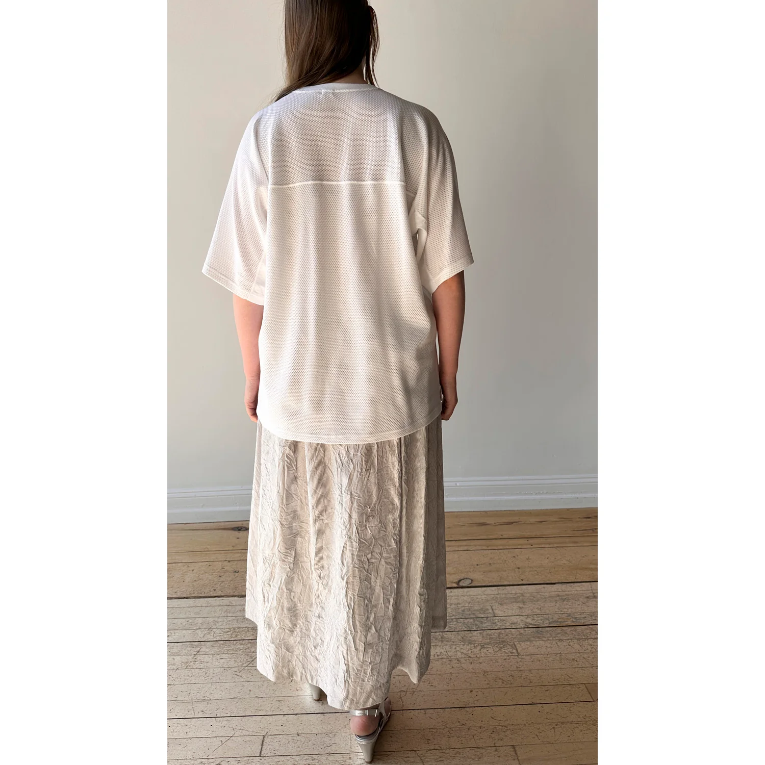 Chimala Unisex Cotton Fine Mesh Football Tee in Off White - Image 10