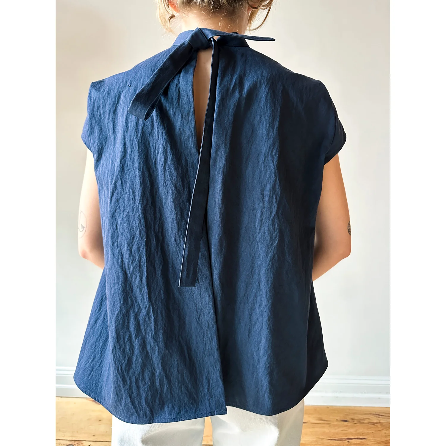 Eleph Bow Top in Navy - Image 5