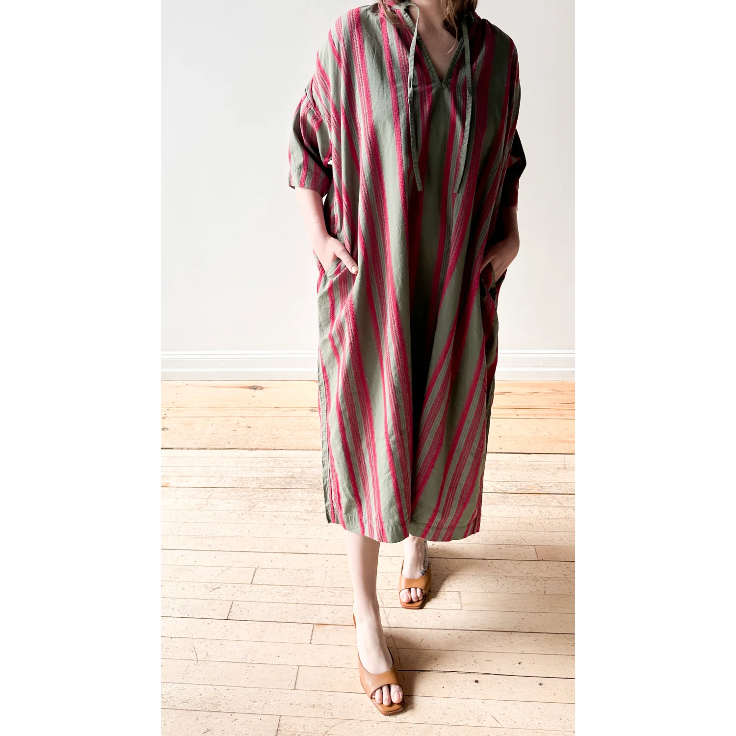 Ichi Antiquities Jacquard Stripe Woven Dress in Khaki x Pink - Image 5