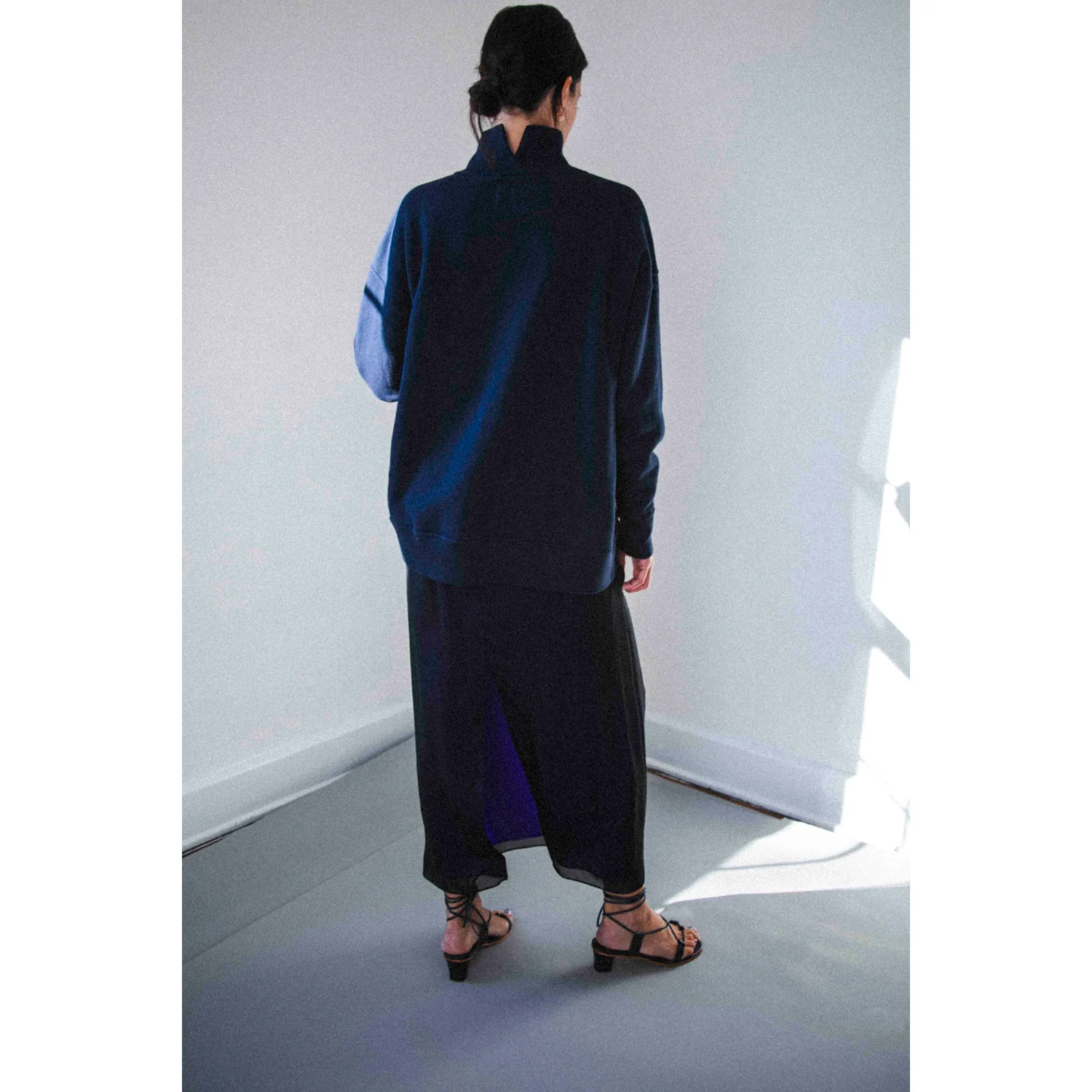 JUDITH Oversized Mockneck in Black - Image 8