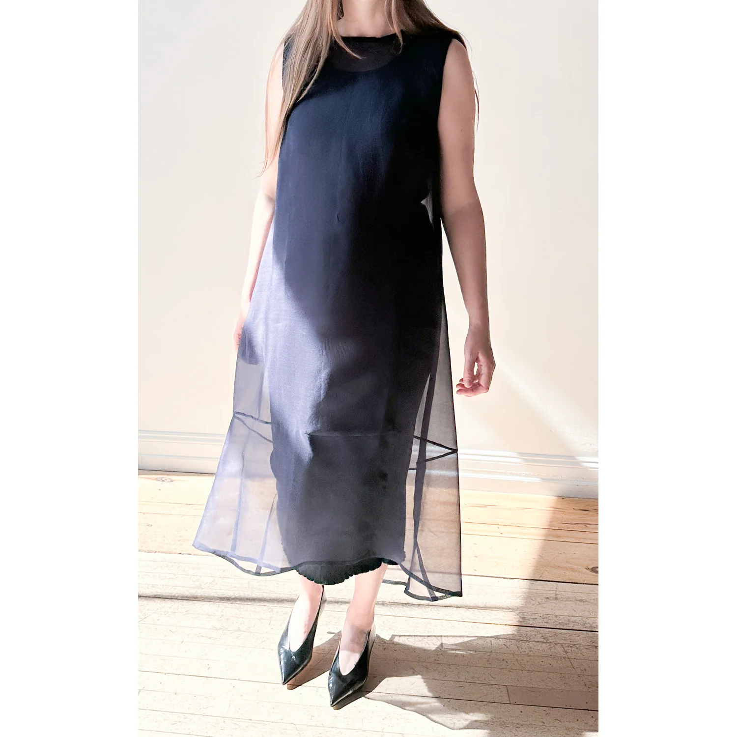 Kaarem Green Rice Sleeveless Long Silk Organza Dress - Image 4