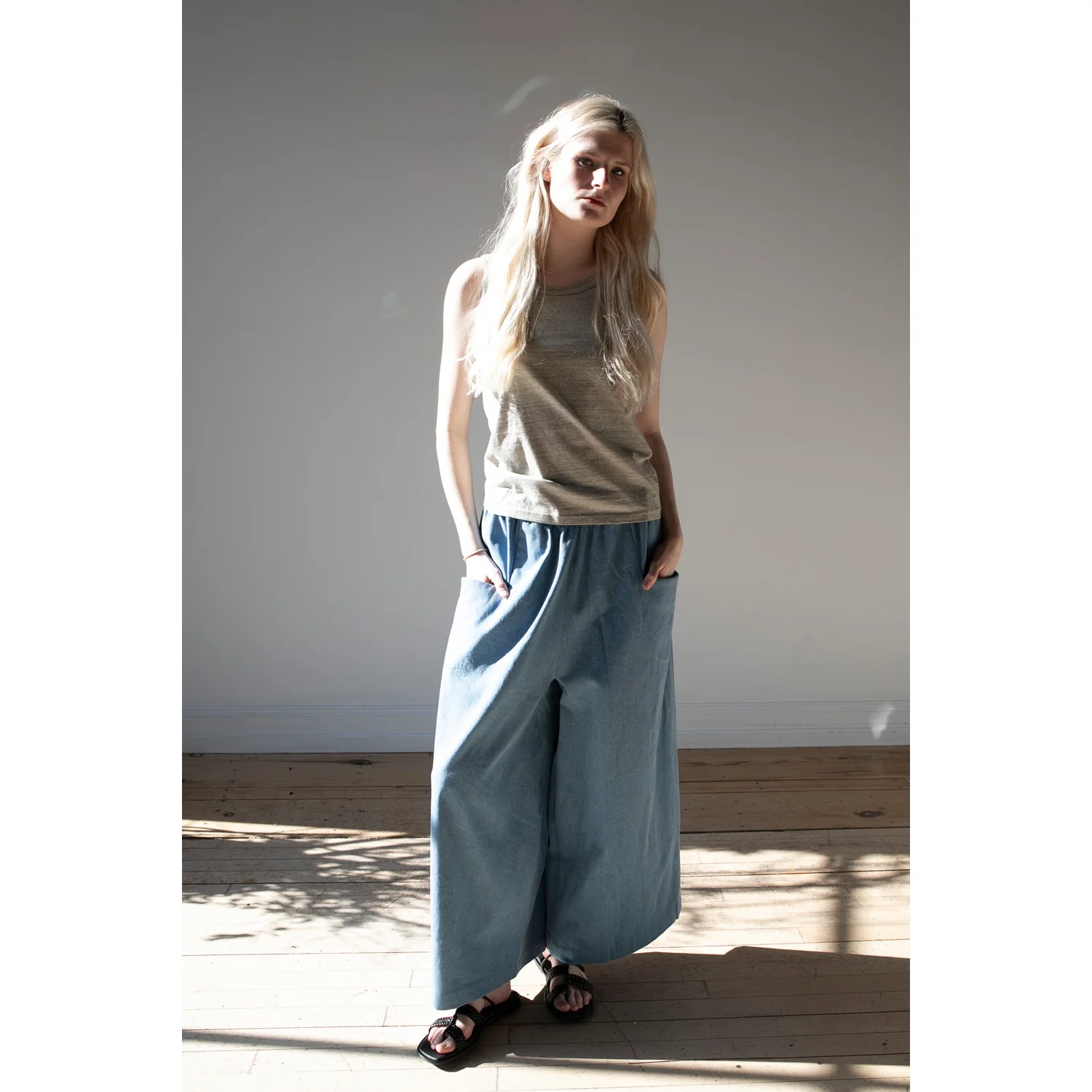 Kaarem Mayfly Relaxed Wide Leg Pocket Pant - Image 6