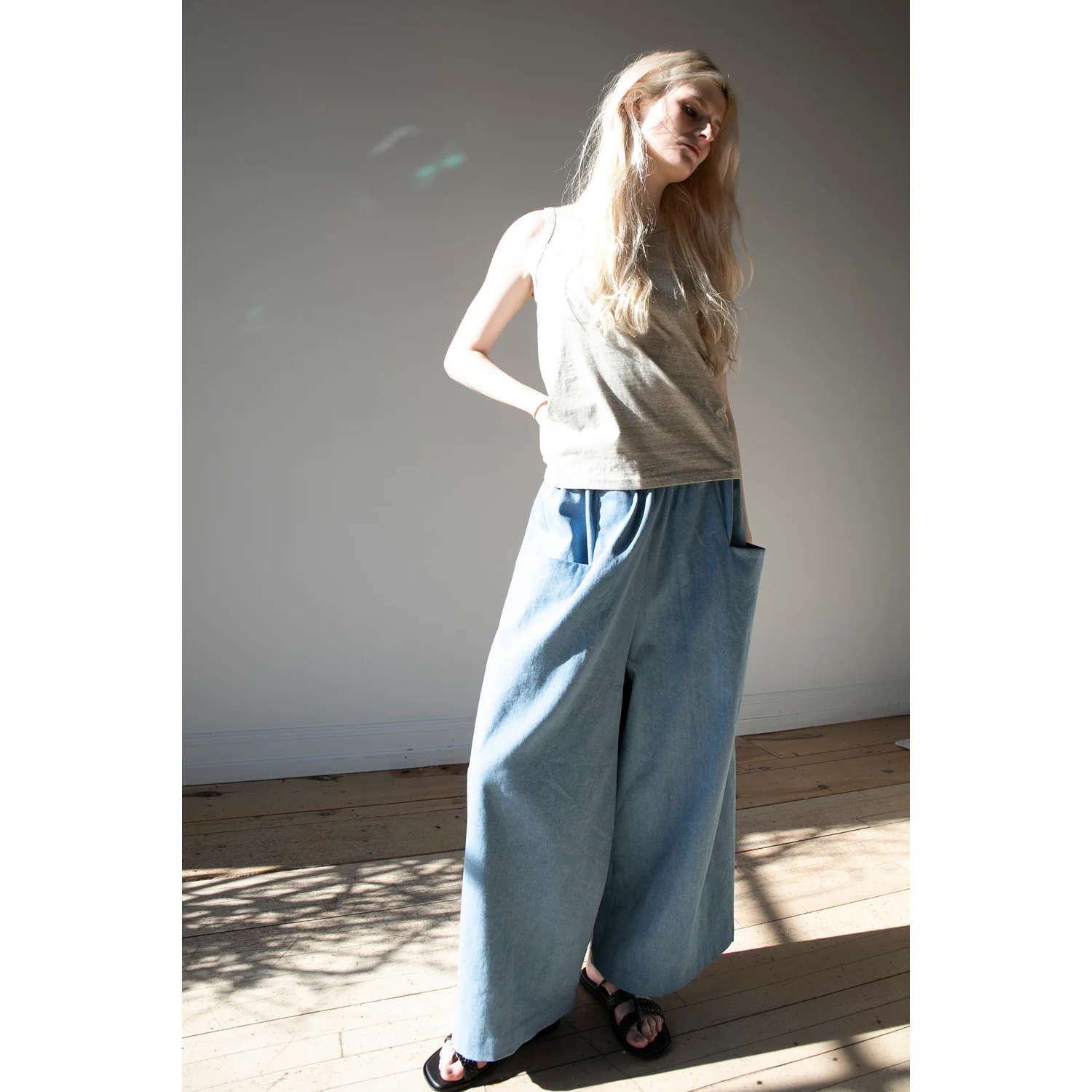 Kaarem Mayfly Relaxed Wide Leg Pocket Pant - Image 7