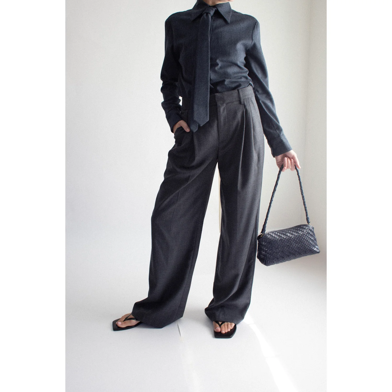 Kallmeyer Billie Tie Blouse in Heather Navy - Image 8