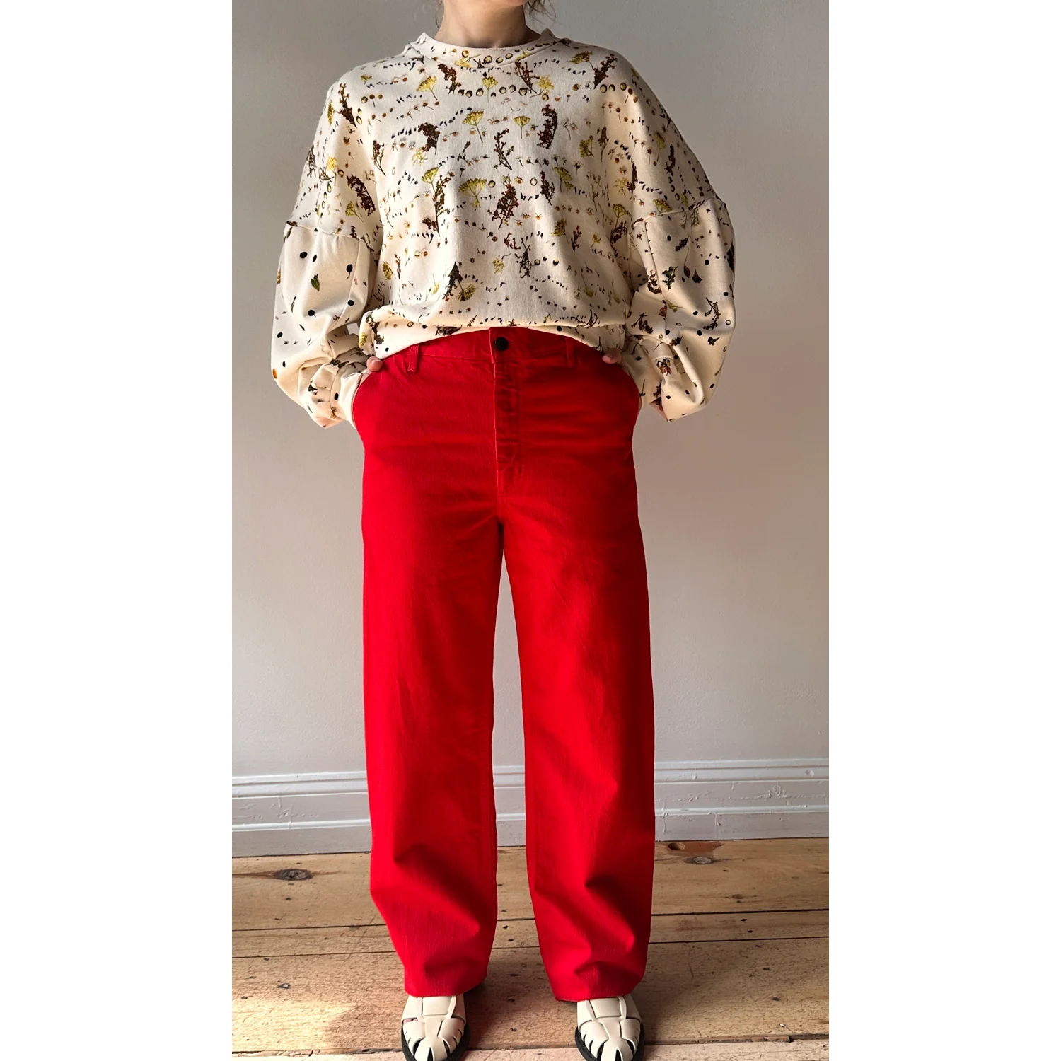 Kallmeyer Column Leg Jeans in Red - Image 4