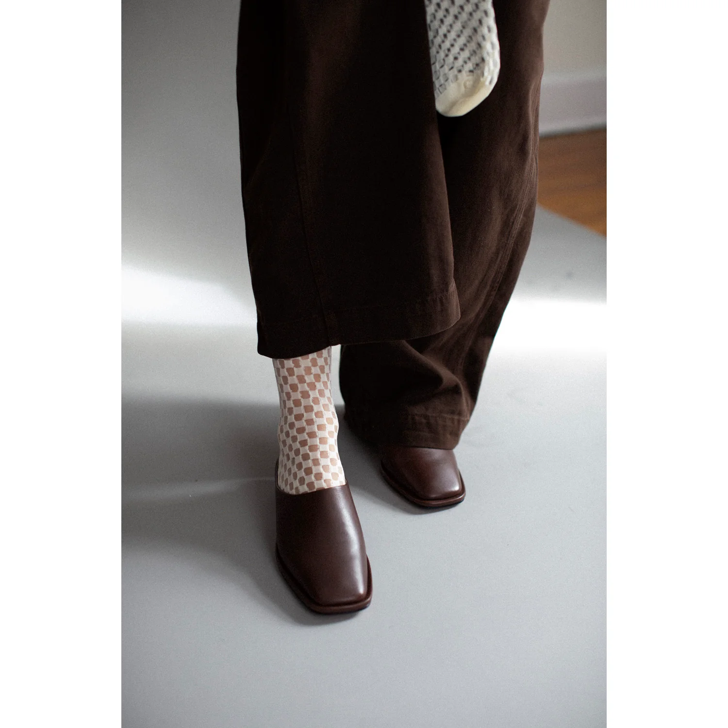 Lauren Manoogian Square Mule in Saddle - Image 10