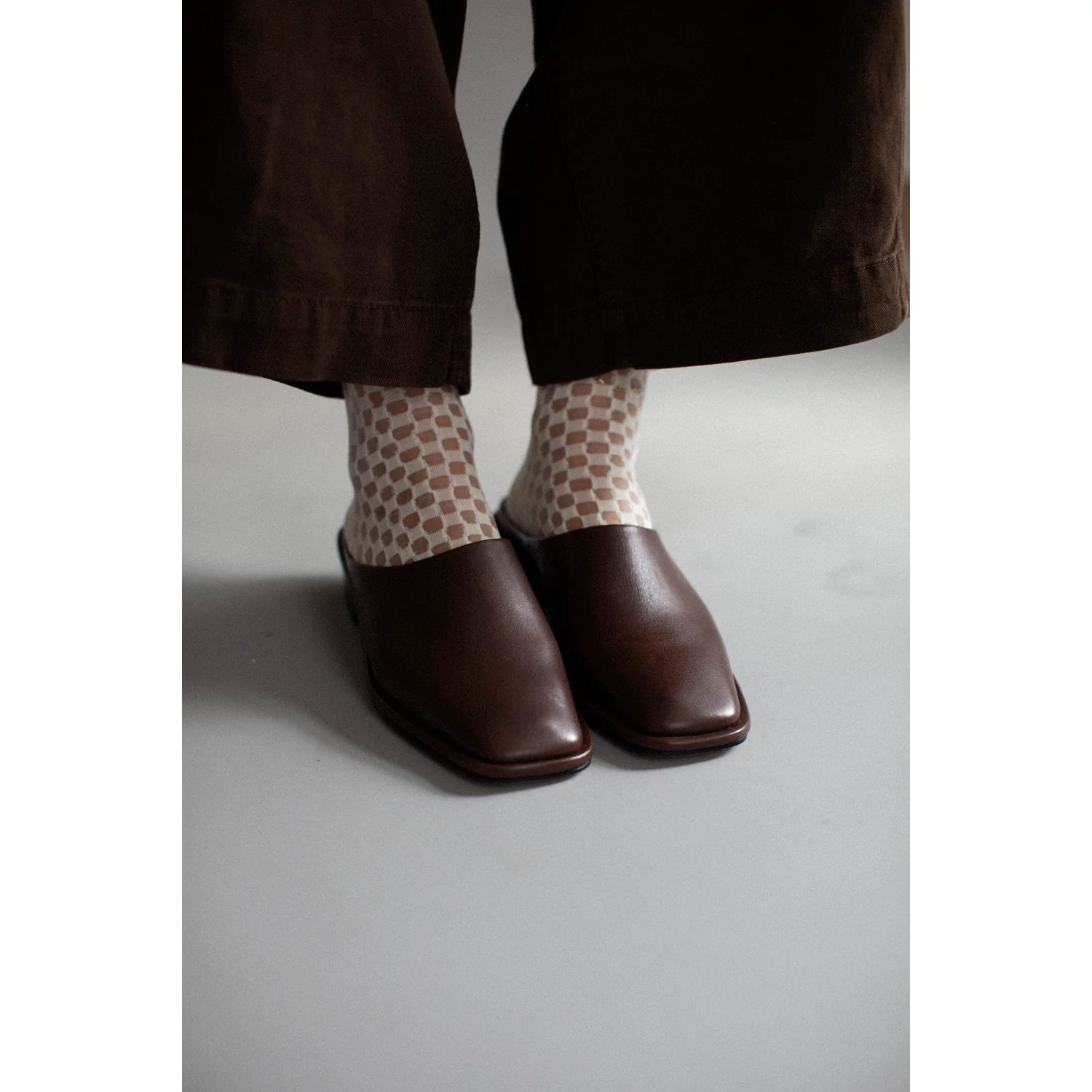 Lauren Manoogian Square Mule in Saddle - Image 12