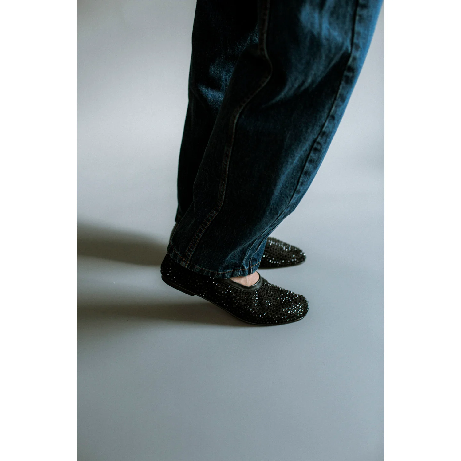 Le Monde Béryl Mica Flat in Black Crystals - Image 7