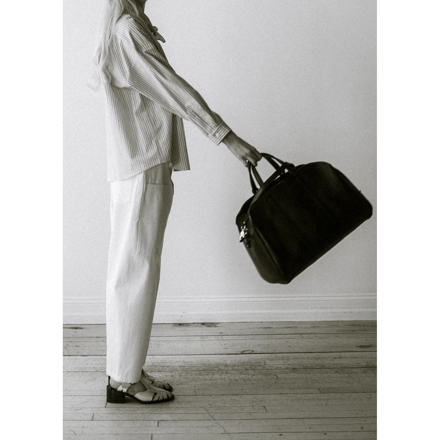 Lindquist Rhodes Small Duffel in Black - Image 9