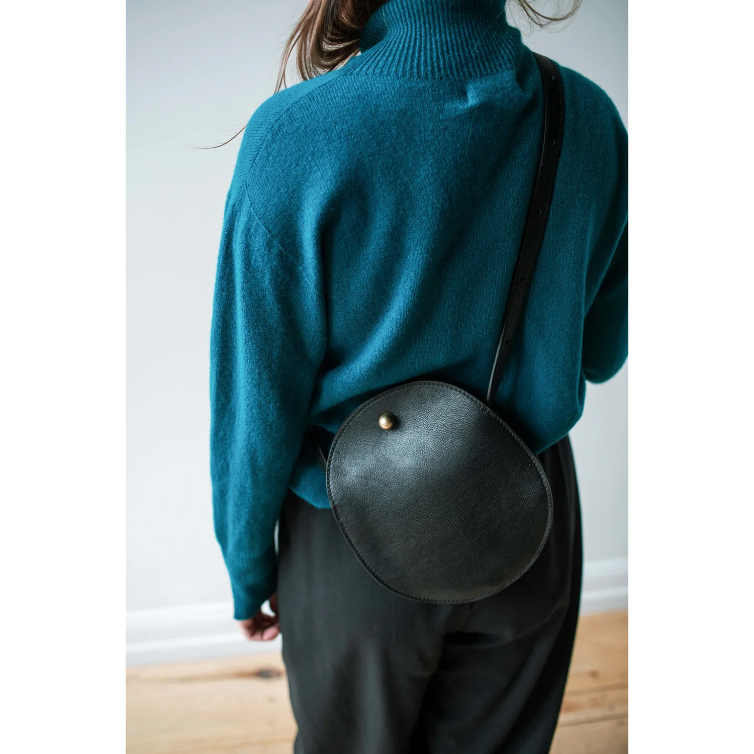 Lindquist Eggi in Black - Image 7