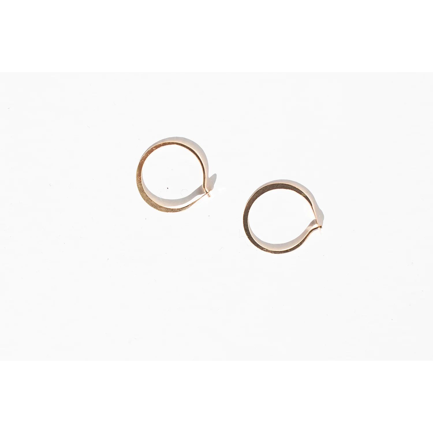 Melissa Joy Manning Small Forged Round Hoops in 14k Gold - Image 2