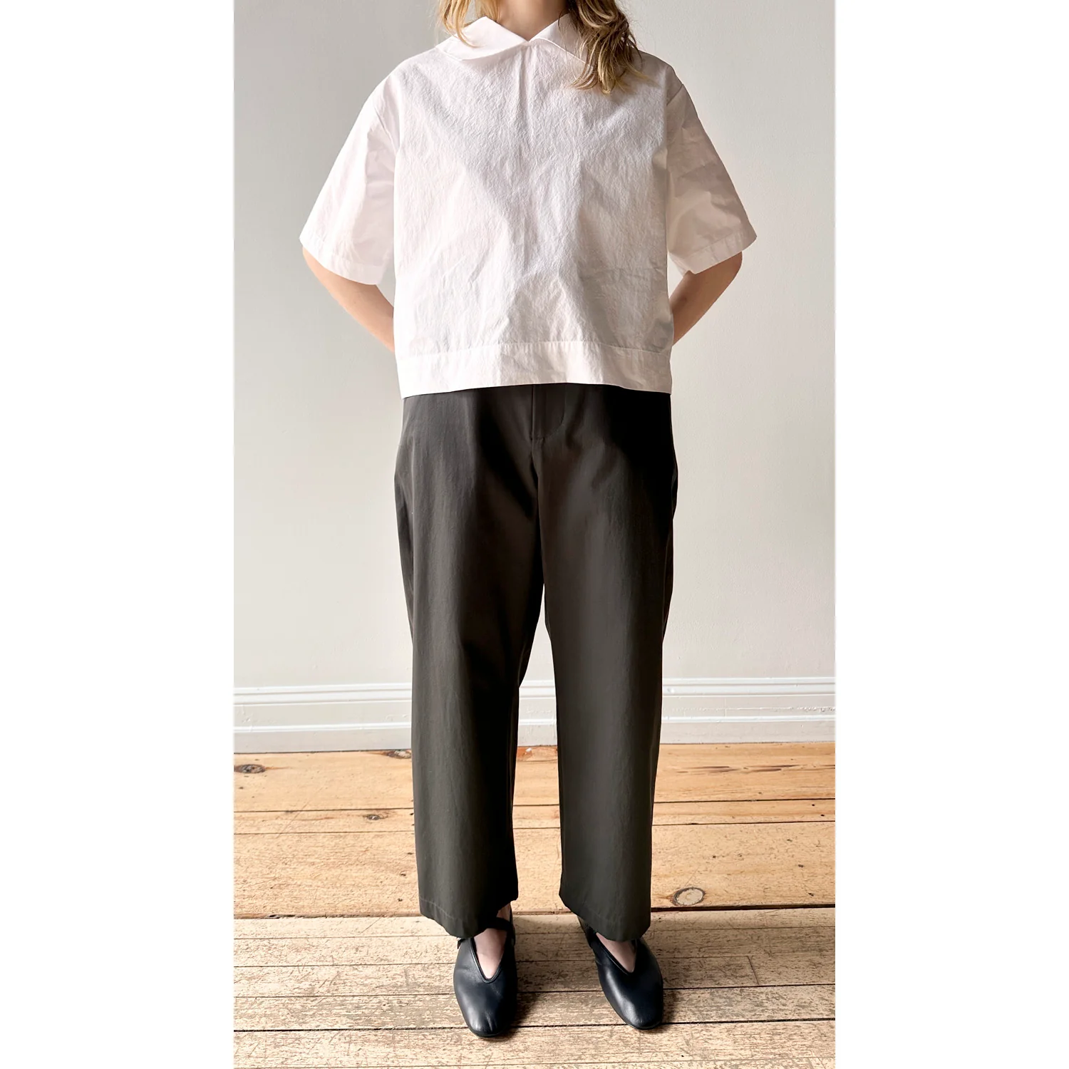 Nicholson & Nicholson Ecru Pants in Charcoal - Image 7