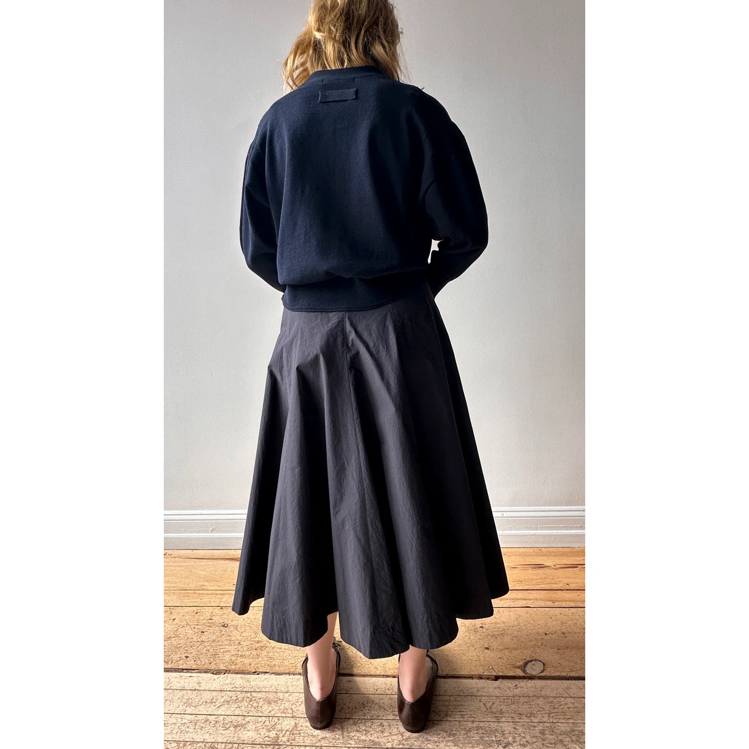 Nicholson & Nicholson Tangle Skirt in Navy - Image 7