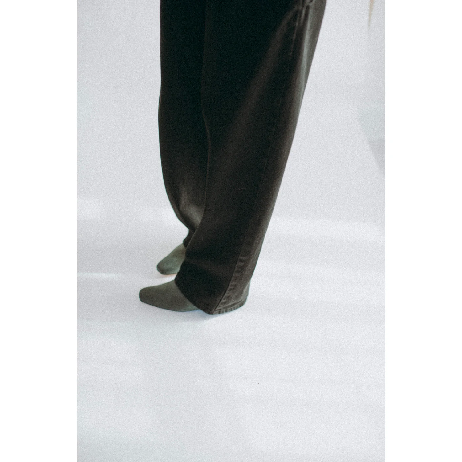 Nomia Drop Oversize Jeans in Black - Image 12