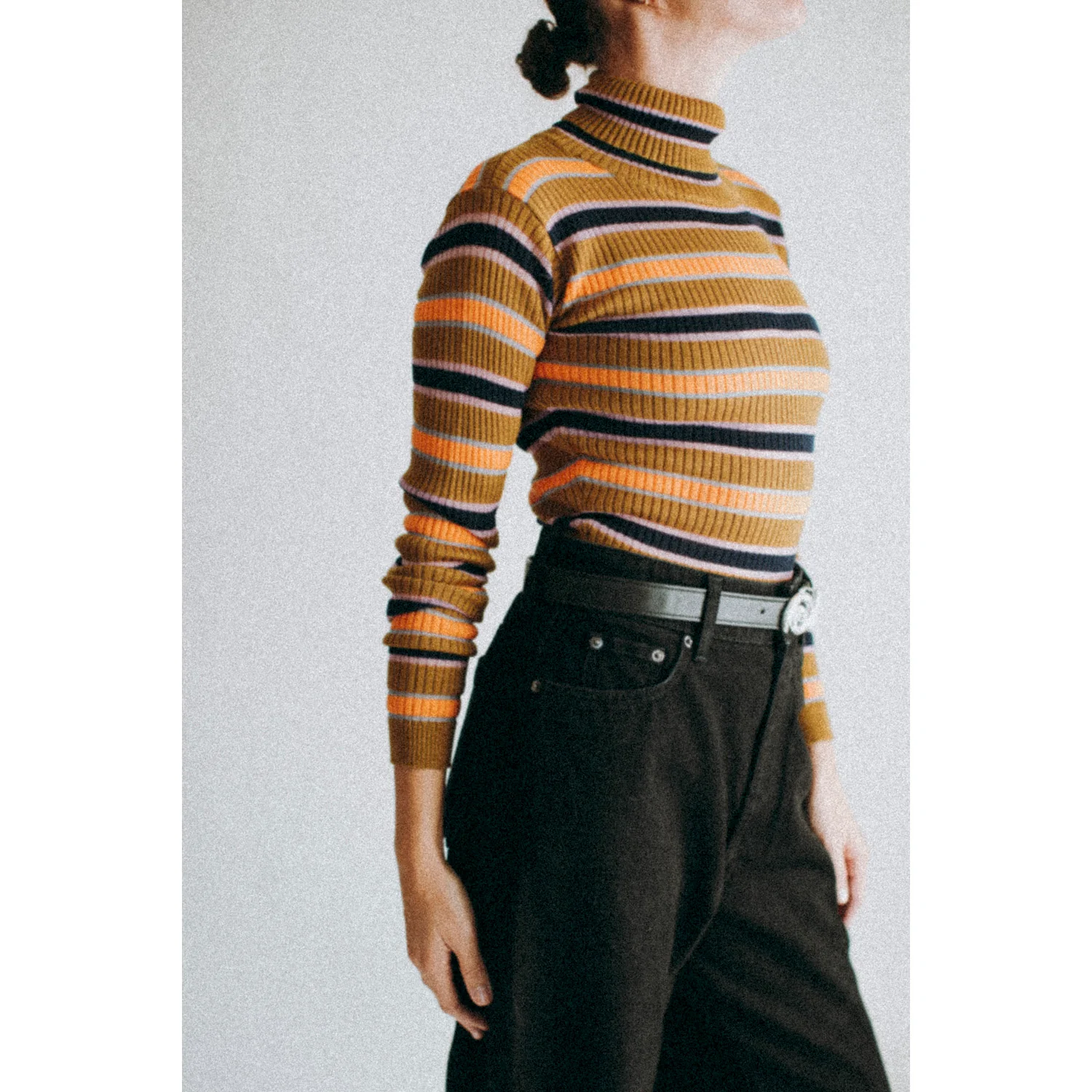 Nomia Drop Oversize Jeans in Black - Image 17