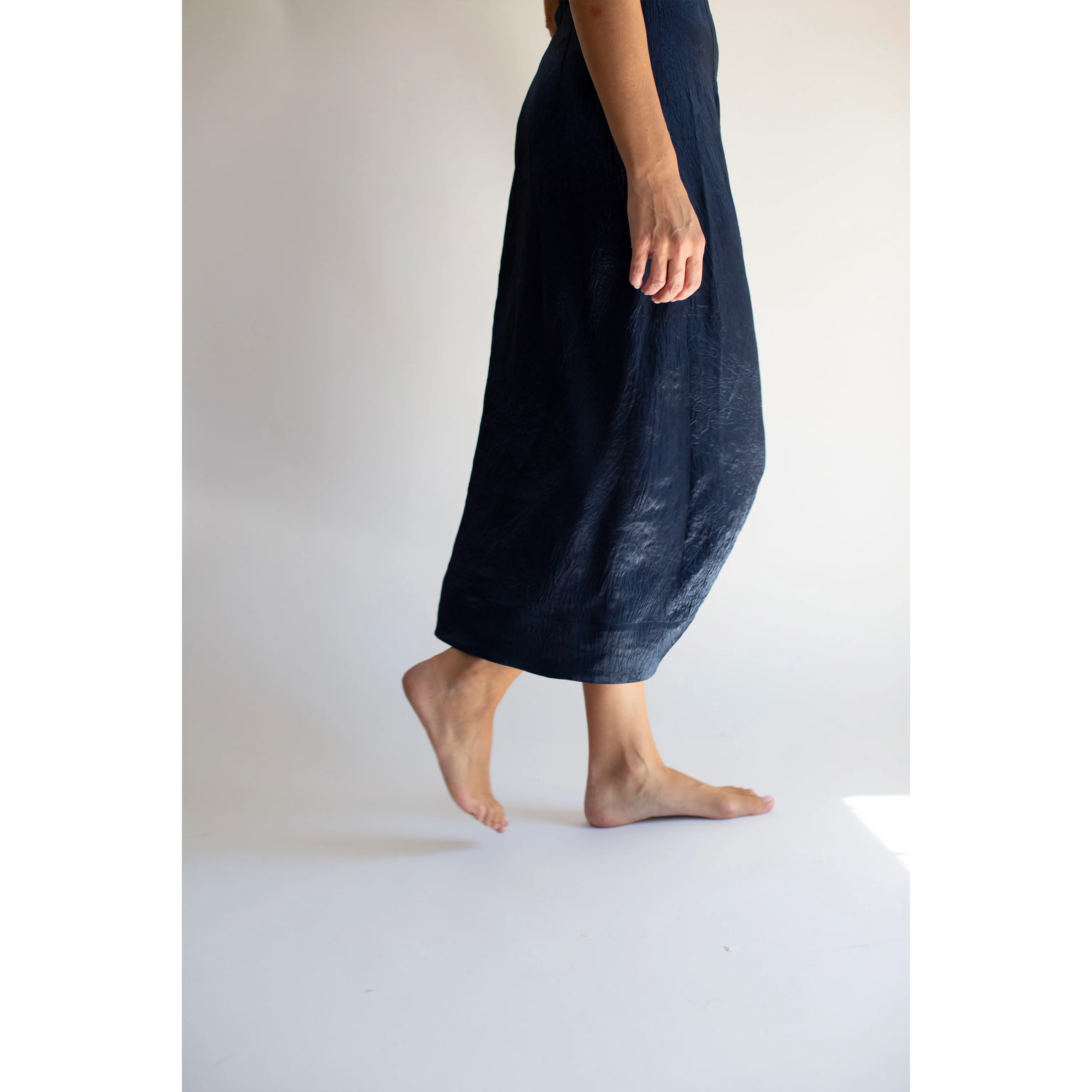 Nomia Square Neck Darted Dress in Midnight - Image 7