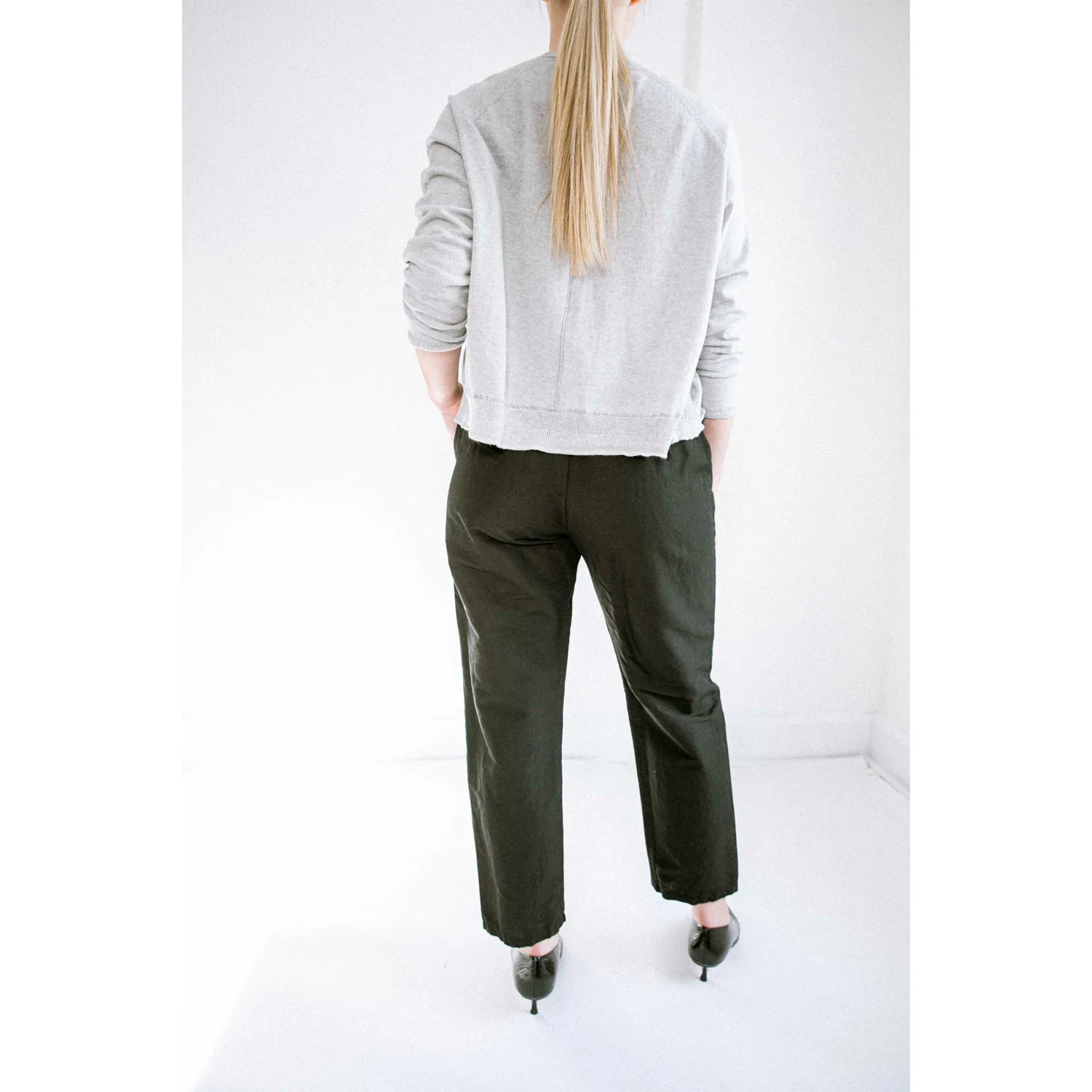 Pas de Calais High Density Linen Cotton Pants in Black - Image 8